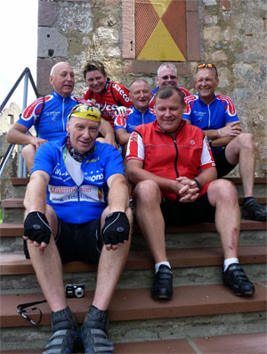 Die gruppe an der Hochburg